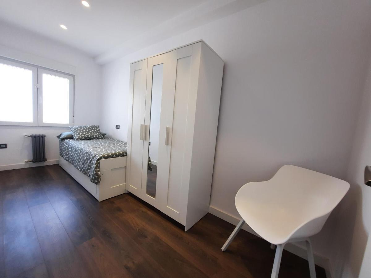 Apartamento Centro Gijon Con Wifi Gratis Y Parking Publico Proximo Incluido Экстерьер фото